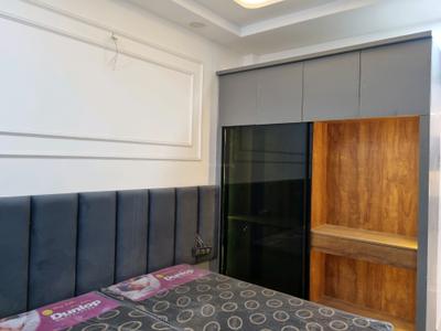Bedroom Image of 1305 Sq.ft 4 BHK Apartment / Flat for sale in Goyal Luxury Housing, Sector 29 Dwarka New Delhi for Rs. 15000000