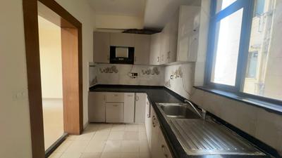 Kitchen Image of 1190 Sq.ft 3 BHK Apartment / Flat for sale in Unitech Uniworld Gardens 2, Sector 47 Gurgaon for Rs. 20000000