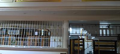 Balcony Image of 850 Sq.ft 2 BHK Builder Floor for rent in Indira Nagar Lucknow for Rs. 8000