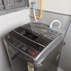 Kitchen Image of 900 Sq.ft 3 BHK Apartment / Flat for rent in Vivaan Aura, Zundal Ahmedabad for Rs. 28000