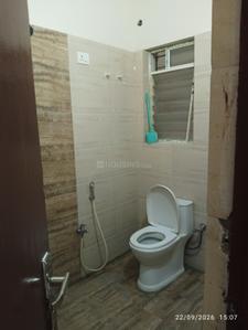 Bathroom Image of 1200 Sq.ft 3 BHK Apartment / Flat for rent in Rajarhat Kolkata for Rs. 22000