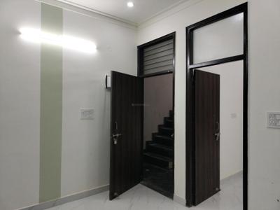 Living Room Image of 750 Sq.ft 2 BHK Apartment / Flat for sale in CI Golf City, Kambakshpur Noida for Rs. 3085151