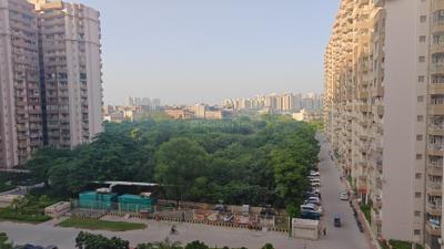 Image of 1295 Sq.ft 3 BHK Apartment / Flat for sale in Supertech Cape Town, Sector 74, Noida for Rs. 13450000
