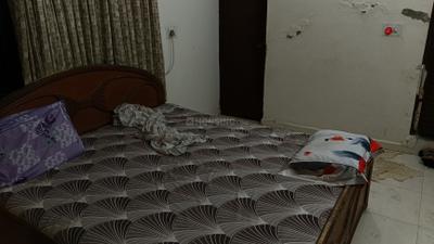 Bedroom Image of 1300 Sq.ft 3 BHK Apartment / Flat for rent in Hansol Ahmedabad for Rs. 25000