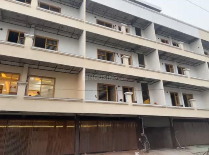 Golden Avenue Premium Floors Main Image 1