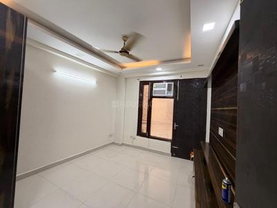 Hall Image of 1600 Sq.ft 4 BHK Apartment / Flat for sale in Vasant Kunj New Delhi for Rs. 14500000