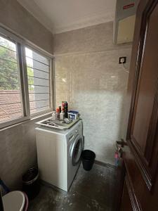 Bathroom Image of 1520 Sq.ft 2 BHK Apartment / Flat for rent in Richmond Town Bengaluru for Rs. 115000