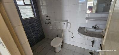 Bathroom Image of 2900 Sq.ft 4 BHK Apartment / Flat for sale in Kendriya Vihar Phase 2, Birati Kolkata for Rs. 10000000