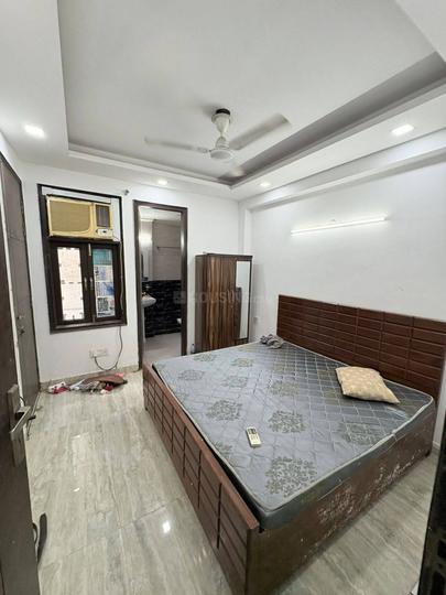 Saket metro gate no 2 Bedroom 1