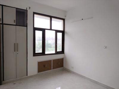Bedroom Image of 2400 Sq.ft 4 BHK Apartment / Flat for rent in Management Apartments, Sector 5 Dwarka New Delhi for Rs. 63000