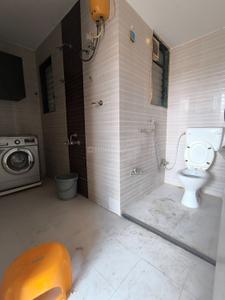 Bathroom Image of 650 Sq.ft 1 BHK Apartment / Flat for sale in Shree Nagari, Dhanori Pune for Rs. 3800000