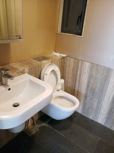 Bedroom Two Image of 1000 Sq.ft 2 BHK Apartment / Flat for sale in sai sankar apartment, Chembur Mumbai for Rs. 25000000