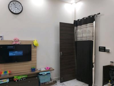 Bedroom Image of 1800 Sq.ft 4 BHK Builder Floor for sale in Tri Nagar New Delhi for Rs. 17000000