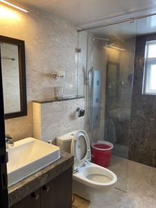 Bathroom Image of 850 Sq.ft 2.5 BHK Apartment / Flat for rent in Prestige Misty Waters, Nagavara Bengaluru for Rs. 57000