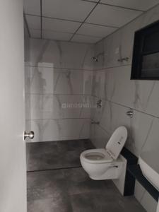 Bathroom Image of 2232 Sq.ft 3.5 BHK Apartment / Flat for rent in Srushti, Bhaijipura Gandhinagar for Rs. 30000