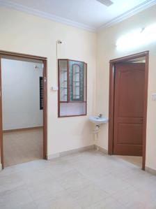 Passage Image of 850 Sq.ft 2 BHK Apartment / Flat for rent in Ejipura Bengaluru for Rs. 28000