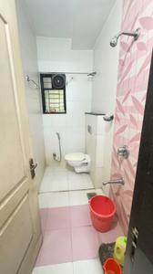Bathroom Image of 1350 Sq.ft 3 BHK Apartment / Flat for sale in Magarpatta Trillium, Magarpatta City Pune for Rs. 21500000