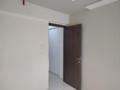 Bedroom Image of 900 Sq.ft 2 BHK Apartment / Flat for rent in Haware Dahlia Bldg A D And E, Kasarvadavali Thane for Rs. 21000