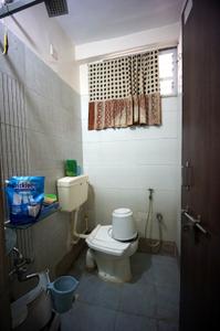 Bathroom Image of 1035 Sq.ft 2 BHK Apartment / Flat for sale in Nava Naroda Ahmedabad for Rs. 4800000