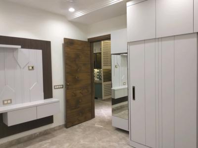 Bedroom Image of 1800 Sq.ft 3 BHK Builder Floor for sale in Vikaspuri New Delhi for Rs. 34500000