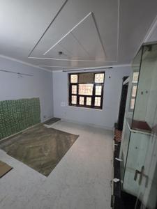 Bedroom Image of 1500 Sq.ft 3 BHK Builder Floor for rent in Subhash Nagar New Delhi for Rs. 35000