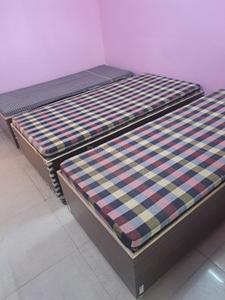 Bedroom Image of PG FOR GIRLS in University Enclave, New Delhi