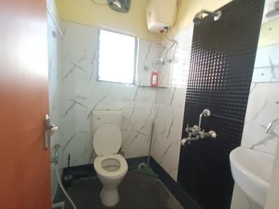 Bathroom Image of 1320 Sq.ft 3 BHK Apartment / Flat for sale in Tollygunge Kolkata for Rs. 9800000
