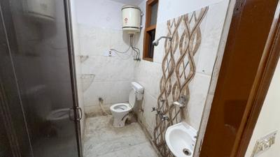 Image of 600 Sq.ft 2 BHK Builder Floor for rent in Mayur Vihar Phase 1, New Delhi for Rs. 18000