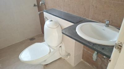 Image of 3250 Sq.ft 3.5 BHK Apartment / Flat for sale in Vaishno Devi Circle, Ahmedabad for Rs. 30000000