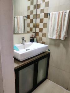 Bathroom Image of 2160 Sq.ft 3 BHK Apartment / Flat for sale in Matunga East Mumbai for Rs. 80000000