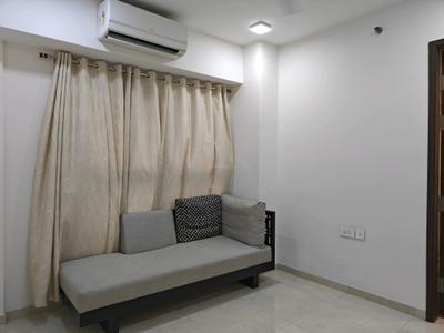 Bedroom Image of 950 Sq.ft 2 BHK Apartment / Flat for sale in Lodha New Cuffe Parade, Sion Mumbai for Rs. 30000000