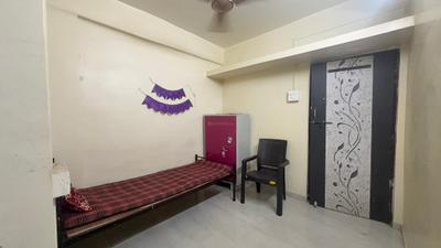 Bedroom Image of 600 Sq.ft 1 BHK Builder Floor for rent in Gokhalenagar Pune for Rs. 18000