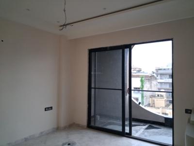 Bedroom Image of 1800 Sq.ft 3 BHK Builder Floor for rent in Paschim Vihar New Delhi for Rs. 80000