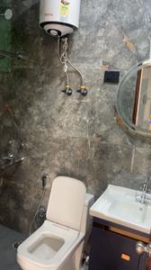 Bathroom Image of 1460 Sq.ft 2 BHK Builder Floor for rent in Sector 46 Gurgaon for Rs. 34800