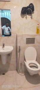 Bathroom Image of 1850 Sq.ft 3 BHK Apartment / Flat for rent in Omaxe The Palace, Gomti Nagar Lucknow for Rs. 55000