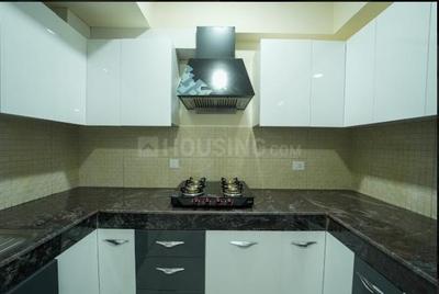 Kitchen Image of 2260 Sq.ft 4 BHK Apartment / Flat for rent in Experion Capital, Gomti Nagar Lucknow for Rs. 90000