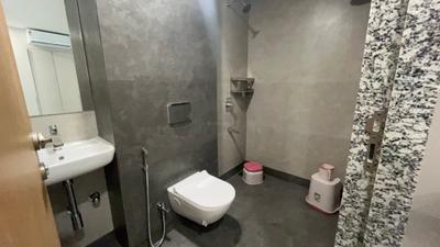 Bathroom Image of 550 Sq.ft 1 RK Apartment / Flat for rent in Scheme No 94C Indore for Rs. 19000