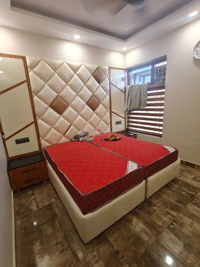 Block 7, Moti Nagar Bedroom 1