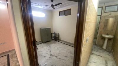 Bedroom Image of 720 Sq.ft 2 BHK Independent House for rent in Mukherjee Nagar New Delhi for Rs. 26000