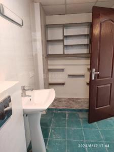 Image of 1750 Sq.ft 3 BHK Apartment / Flat for rent in Omaxe Waterscapes, Arjunganj, Lucknow for Rs. 30000