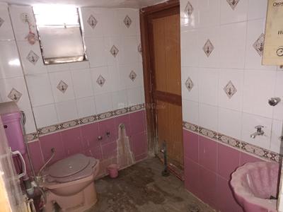 Bathroom Image of 1600 Sq.ft 2 BHK Independent House for rent in KP Nagar, Bhilgaon Nagpur for Rs. 10000