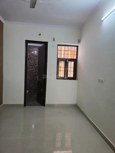 Nawada Village, Sector 49 Main Image 1