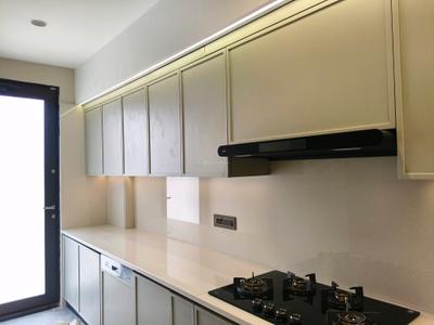 Kitchen Image of 4500 Sq.ft 4.5 BHK Builder Floor for sale in Greenwood City Floors, Sector 45 Gurgaon for Rs. 55000000