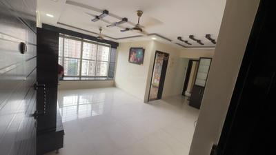 Living Room Image of 990 Sq.ft 2 BHK Apartment / Flat for rent in Evershine Millennium Paradise, Kandivali East Mumbai for Rs. 65000