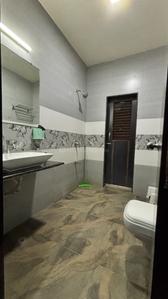 Bathroom Image of 7400 Sq.ft 5 BHK Duplex for sale in Eden Woods Complex, Thane West Thane for Rs. 60000000