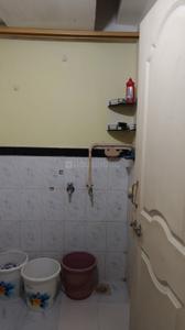 Bathroom Image of 400 Sq.ft 1 BHK Apartment / Flat for rent in Vikhroli East Mumbai for Rs. 27000