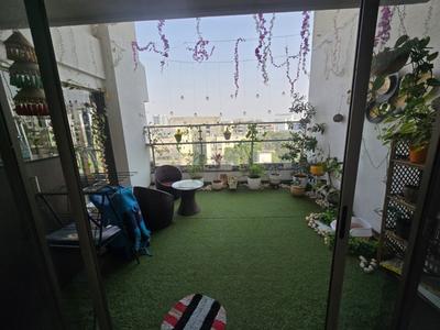 Balcony Image of 2400 Sq.ft 4 BHK Apartment / Flat for sale in Shivaji Nagar Pune for Rs. 55000000