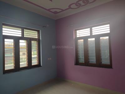 Bedroom Image of 650 Sq.ft 2 BHK Independent House for rent in Polio Nathuwala Dehradun for Rs. 15500
