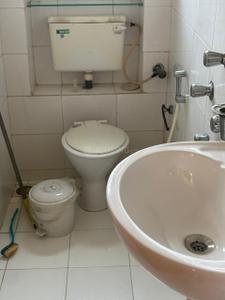 Bathroom Image of 1820 Sq.ft 3 BHK Apartment / Flat for sale in CGHS Gold Crown CHS, Andheri West Mumbai for Rs. 70000000