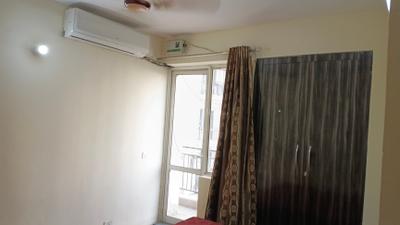 Jaypee Kosmos Bedroom One 4